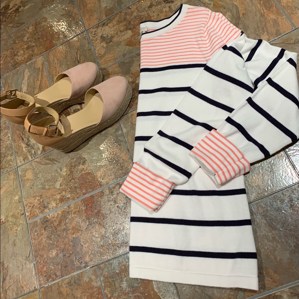 Talbots Sweater - Picture 2 of 14